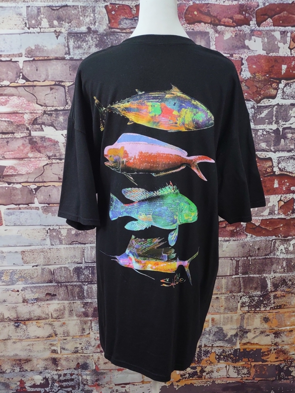 Salt Life "Psycho Fin" Short Sleeve Tee with Rainbow Fish Stack